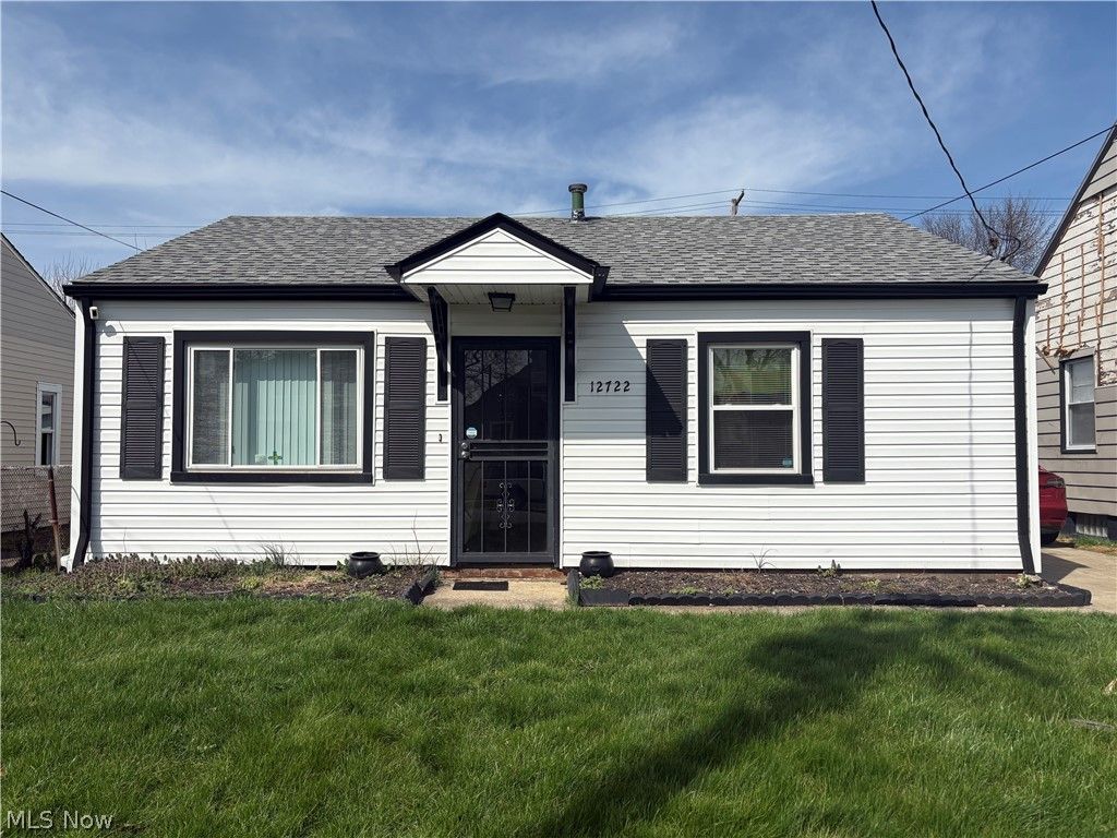 Photo of 12722 Emery Avenue, Cleveland, OH 44135 (MLS # 5199766)