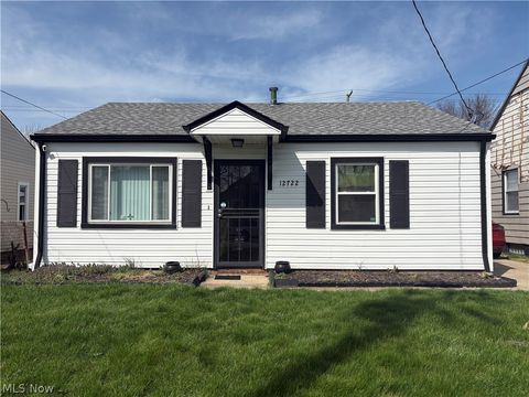 12722 Emery Avenue Cleveland OH 44135