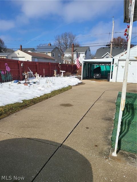 Tiny photo for 367 Wayne Avenue, Akron, OH 44301 (MLS # 5187295)