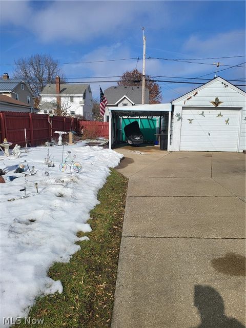 Tiny photo for 367 Wayne Avenue, Akron, OH 44301 (MLS # 5187295)