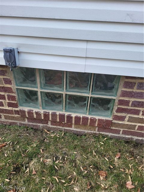 Tiny photo for 367 Wayne Avenue, Akron, OH 44301 (MLS # 5187295)