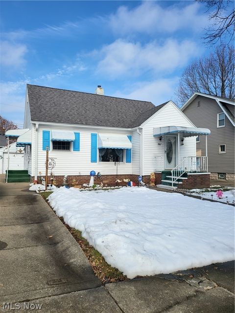 Tiny photo for 367 Wayne Avenue, Akron, OH 44301 (MLS # 5187295)