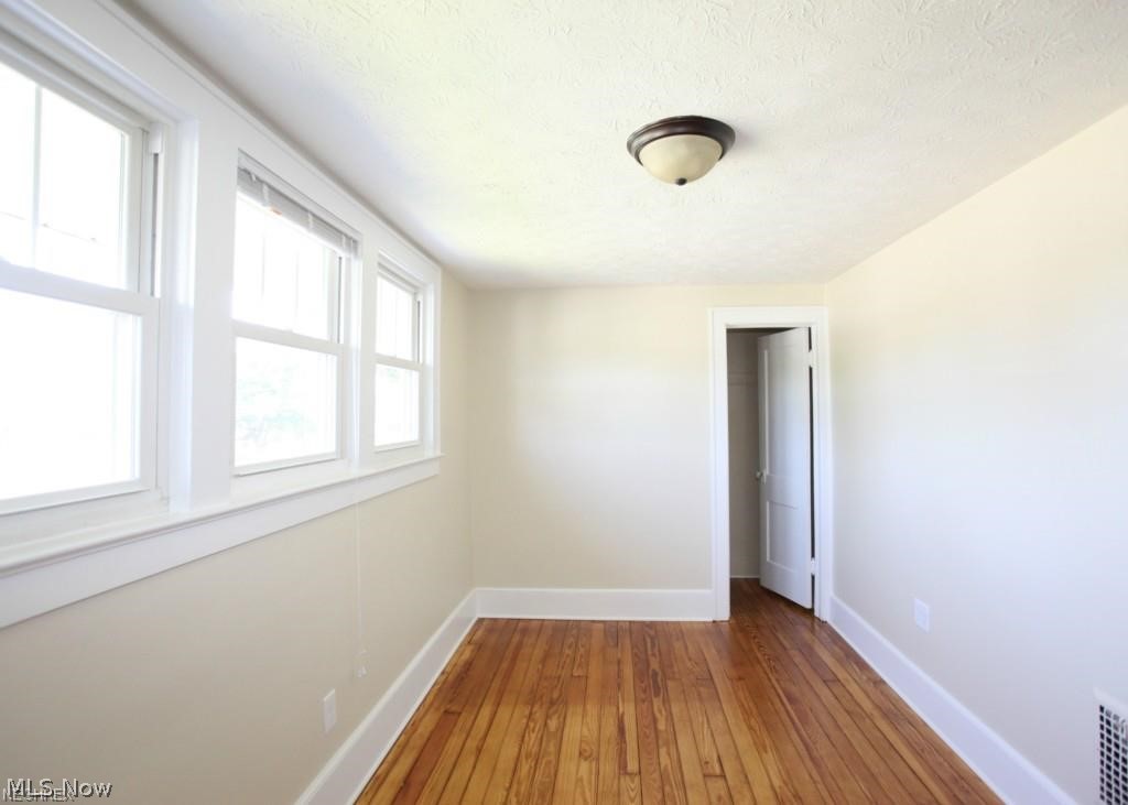 Avon - Commercial Lease