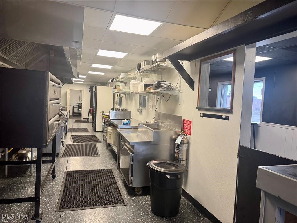 City/Canton - Commercial Sale