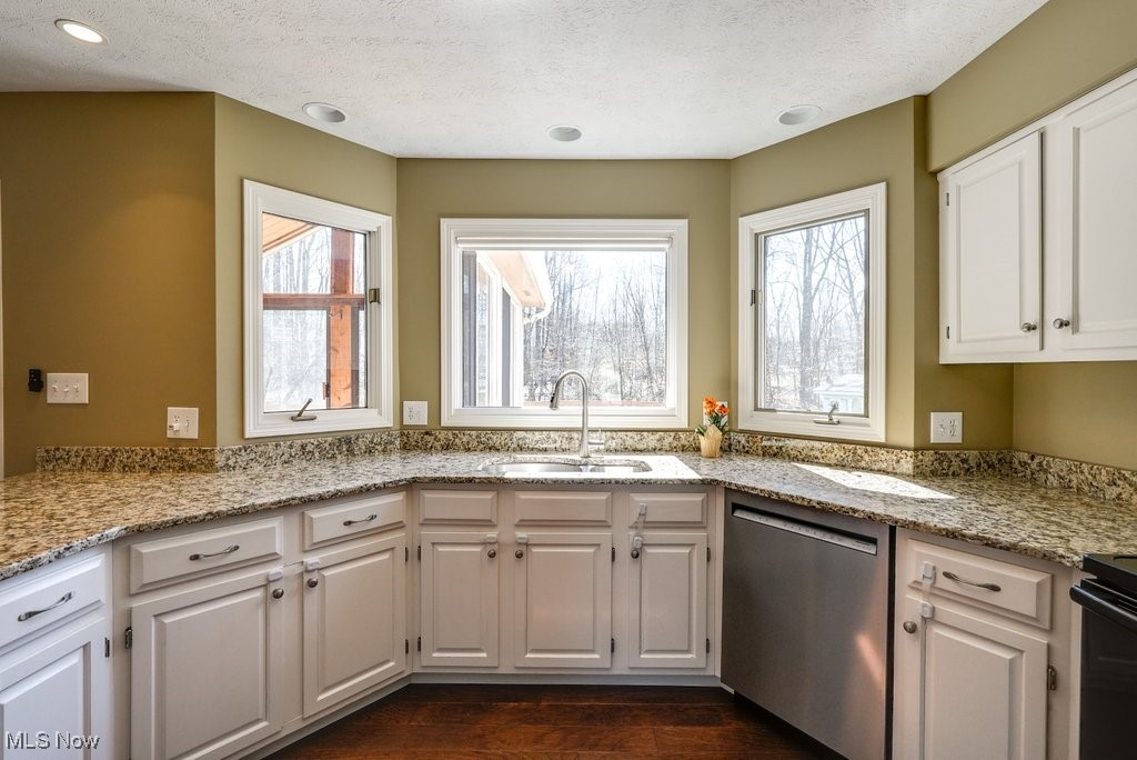 2350 Leeway Drive, Hudson, Ohio image 13
