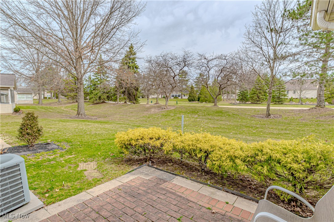 10681 Stapleton Drive, Strongsville, Ohio image 5