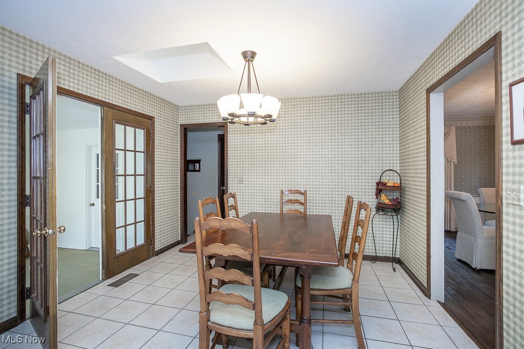 9507 Knights Way, Brecksville, Ohio image 10