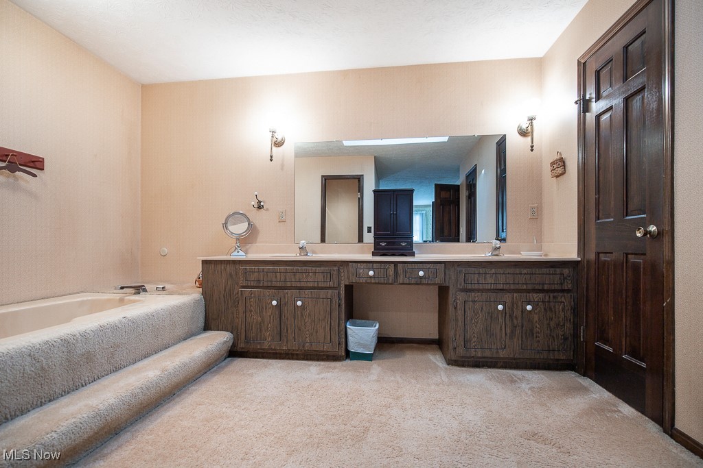 9507 Knights Way, Brecksville, Ohio image 28