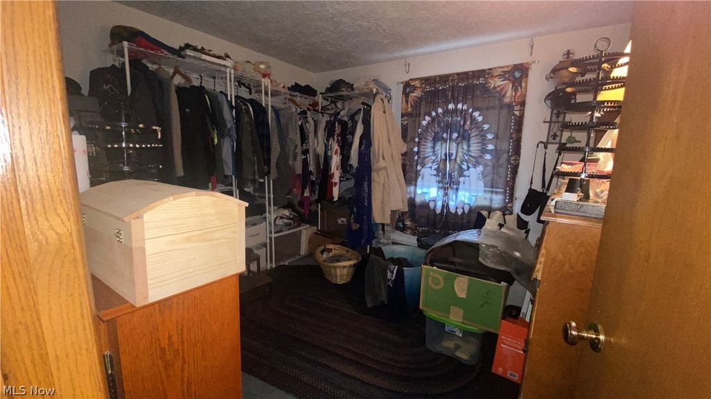 Photo of 1326 Barclay Messerly Road, Leavittsburg, OH 44430 (MLS # 5208596)