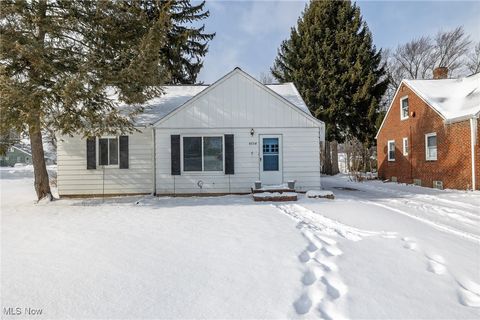 4354 W 215th Street Fairview Park OH 44126