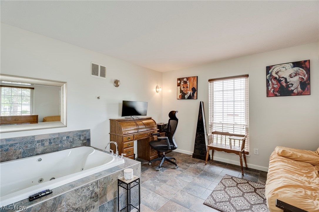 Independence Place South Condo - Residential