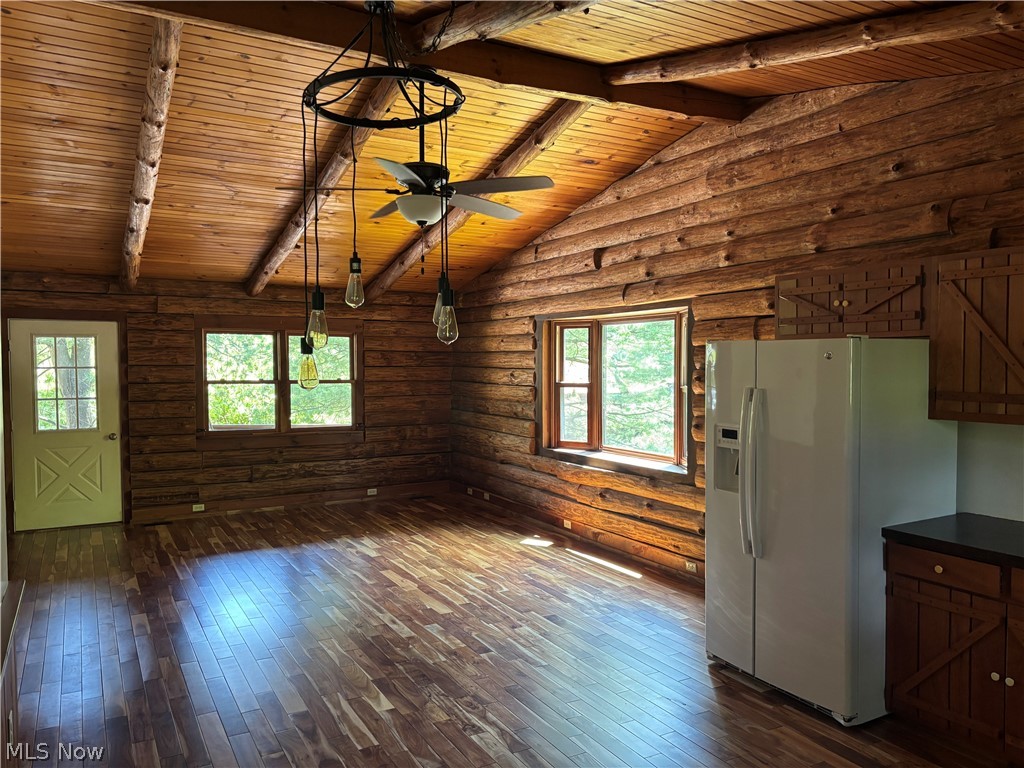 Pinewood - Residential