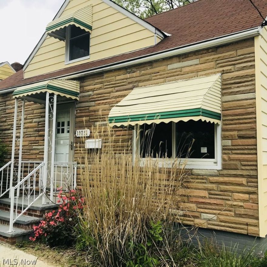 Very nice 3 bedroom, 1 bath located less than a mile away from the new Amazon fulfillment center. Everything is brand new!!!