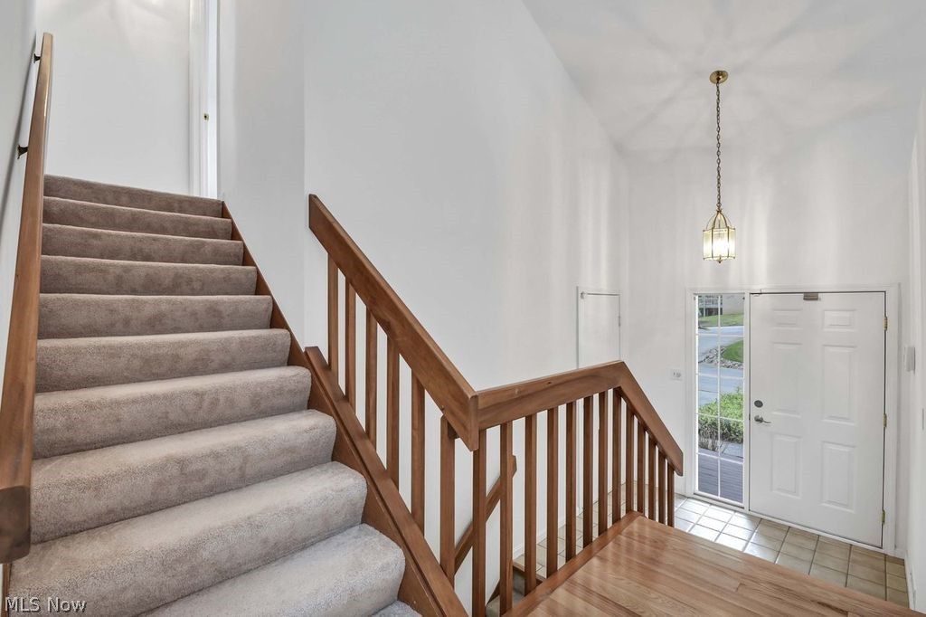 Photo of 6813 Chaffee Court, Brecksville, OH 44141 (MLS # 5208514)