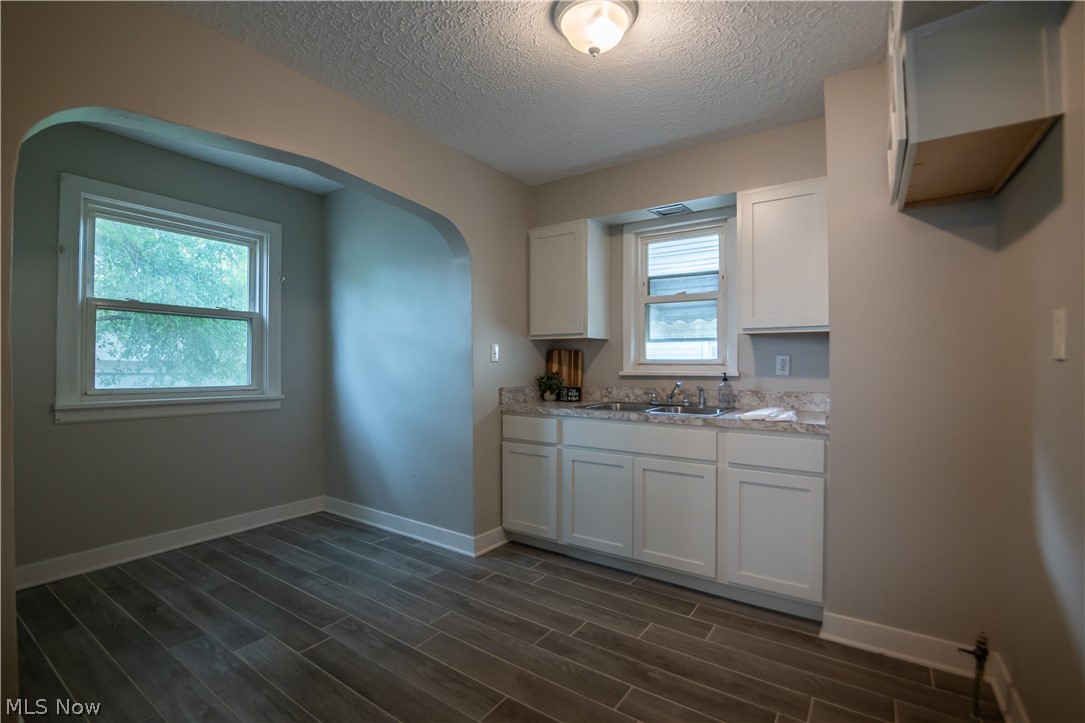 Garfield Blvd - Residential