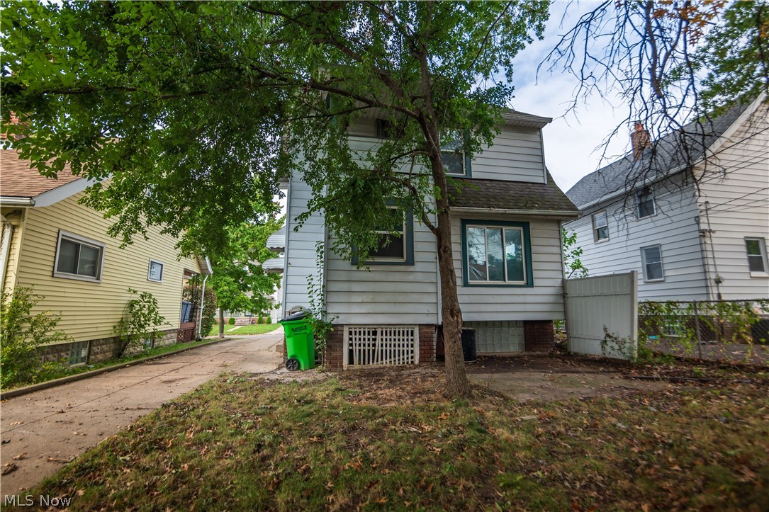 Garfield Blvd - Residential