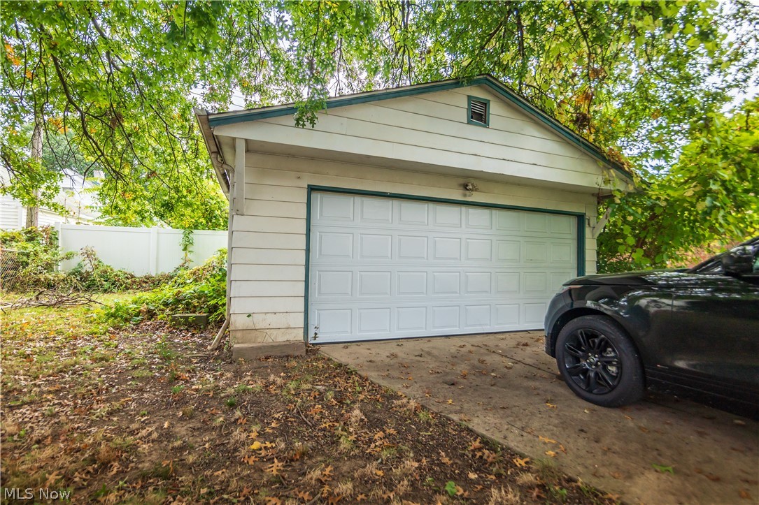 Garfield Blvd - Residential