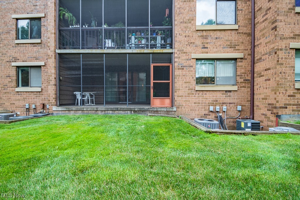 Woodhawk Club Condo Ph #7 - Residential