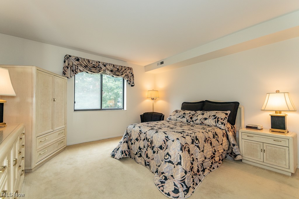 Woodhawk Club Condo Ph #7 - Residential