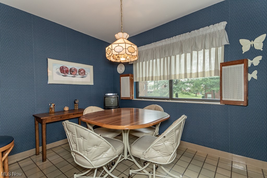 Woodhawk Club Condo Ph #7 - Residential