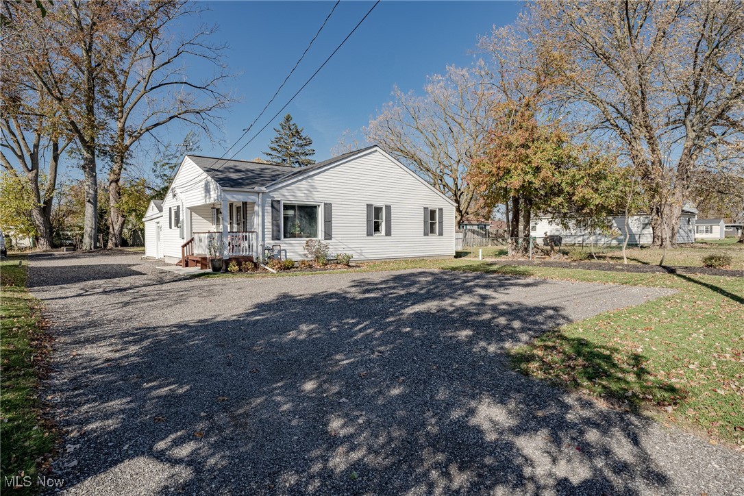 2608 Lost Nation Road, Willoughby, Ohio image 1