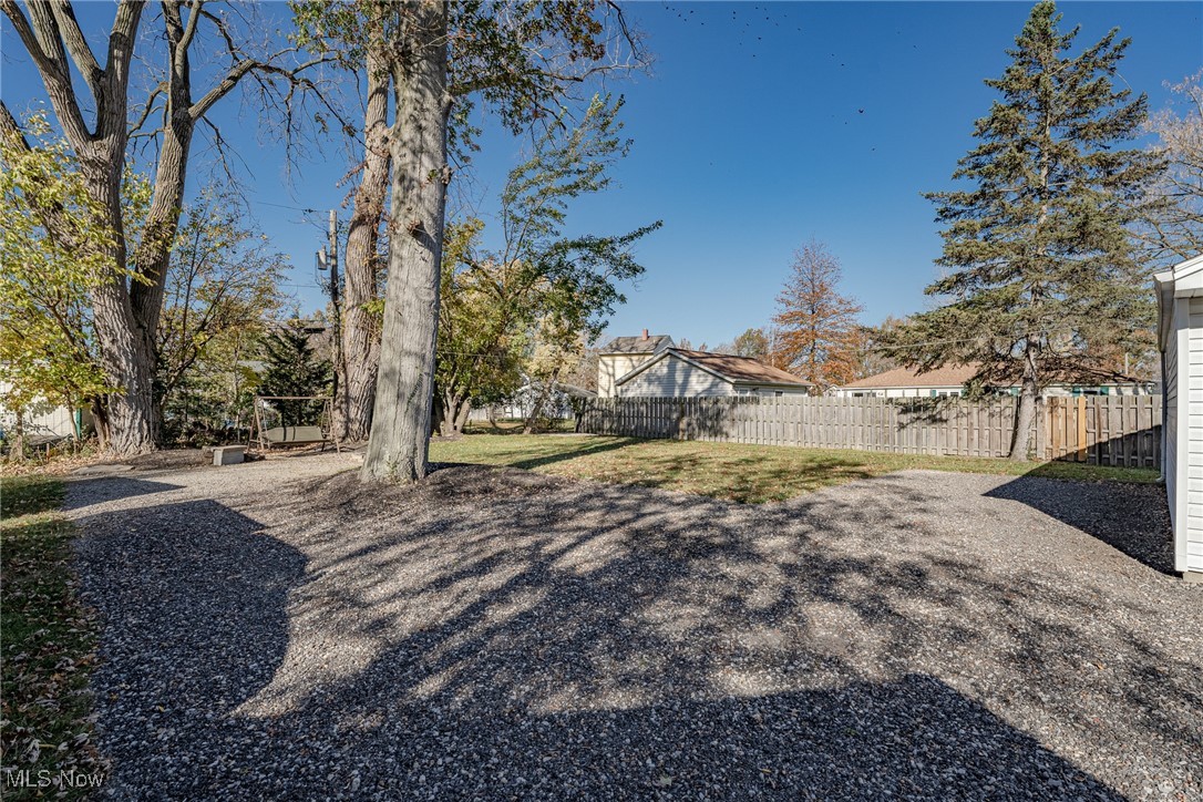 2608 Lost Nation Road, Willoughby, Ohio image 25