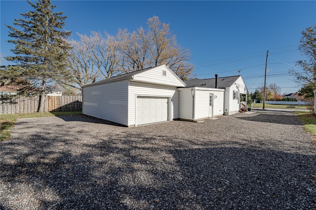 2608 Lost Nation Road, Willoughby, Ohio image 26