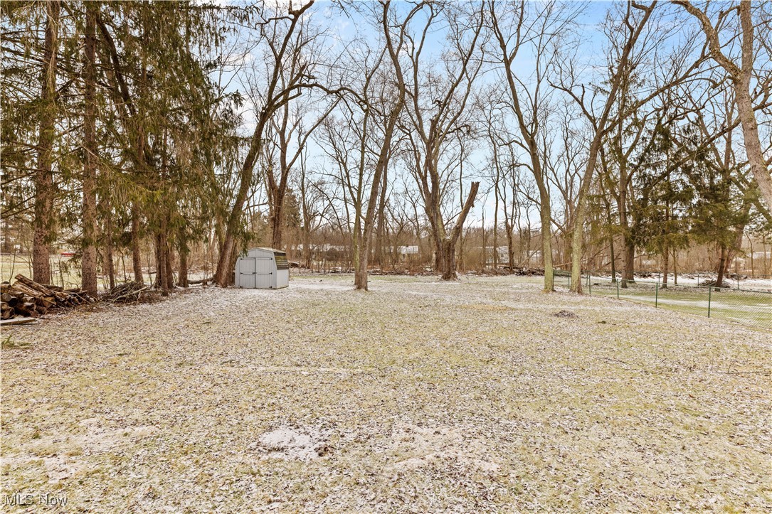 6958 Elmwood Drive, Solon, Ohio image 29