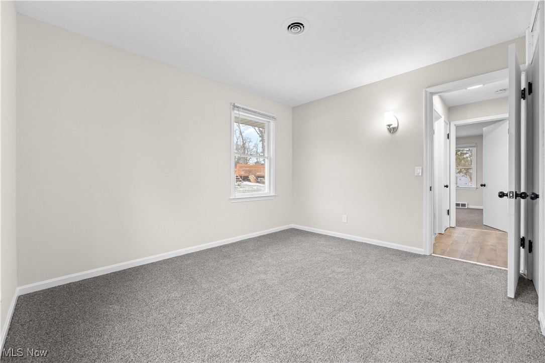 6958 Elmwood Drive, Solon, Ohio image 22