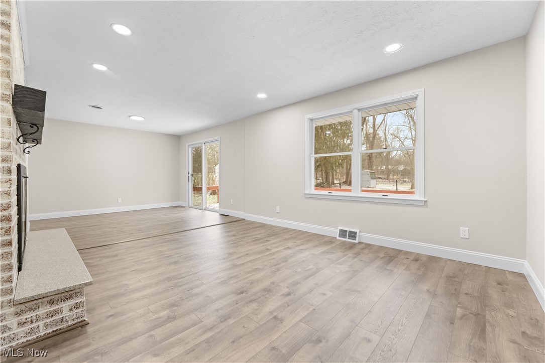6958 Elmwood Drive, Solon, Ohio image 13