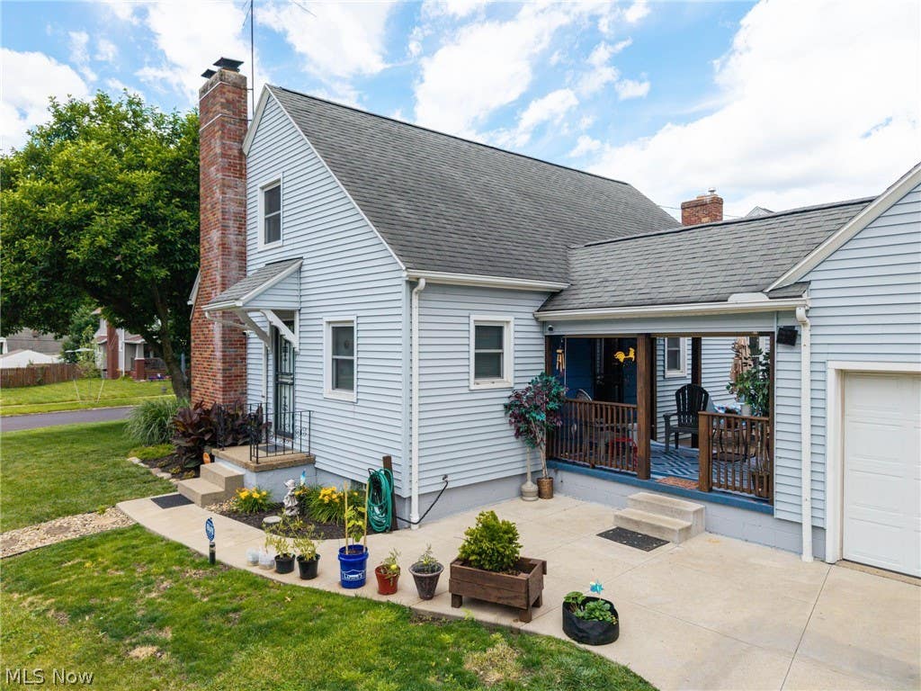 Photo of 851 Orlando Avenue, Akron, OH 44320 (MLS # 5216707)