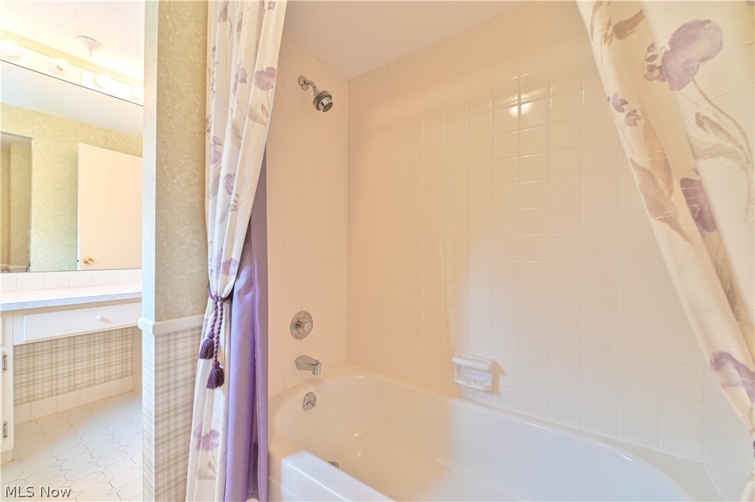 Hunting Mdws 06 - Residential