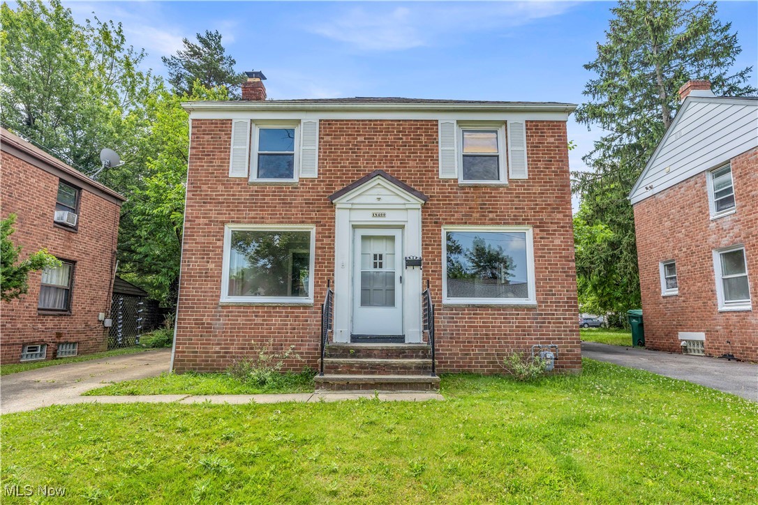 18400 Waterbury Ave, Maple Heights - Spacious 2 bed 1 bath single family home! //
$ 1275 rent / $ 1275 deposit //
$55 application fee per adult //
1-2 pets OK in this unit. After application pre-approval, a PetScreening is required for any animals to proceed with one of our properties; a PetScreening affidavit is still required if you have no pets. (Some breed restrictions apply per HUD guidelines). //
NO SMOKING //
1 time $169 non-refundable set up fee paid at lease signing //
$30/month required resident benefit package; can include personal property/liability insurance for an additional $5/month for $35/month total. //
After application Pre-Approval 1 applicant per household application is required to fill out a PetScreening application, before being about to proceed with placing a Reservation Fee for one of our properties. You will receive a pre-approval for your application and in order to proceed, the PetScreening is required. Even if you have NO pets - this application must be filled out. One time, non-refundable pet fee of $250-600 per animal applies to all pets & must be paid before or when you pay your first month rent. (No fee for qualified assistance animals). //
Our application is processed through secure site: Findigs, and they require ID and income verification. Without this, your application will not be processed. They offer 24/7 chat support on their application directly if you have any questions. //
BEDROOMS: 2 //
BATHROOMS: 1 //
APPLIANCES PROVIDED: N/A //
UTILITIES / RESIDENT RESPONSIBILITY: Residents are responsible for all utilities including: water/sewer/trash, gas & electric and are responsible to maintain lawn care maintenance & snow removal. //
Serious inquiries only.