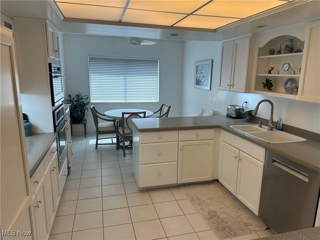 Woodhawk Club Condos - Residential