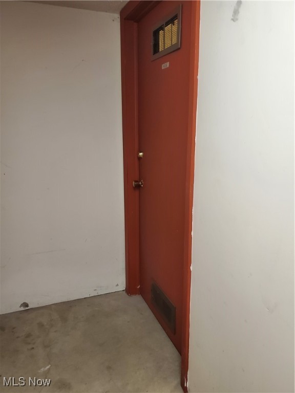 Woodhawk Club Condos - Residential