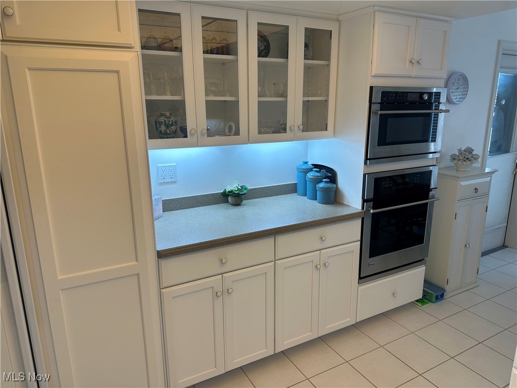 Woodhawk Club Condos - Residential