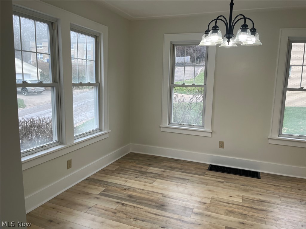 Hollywood Tr - Residential