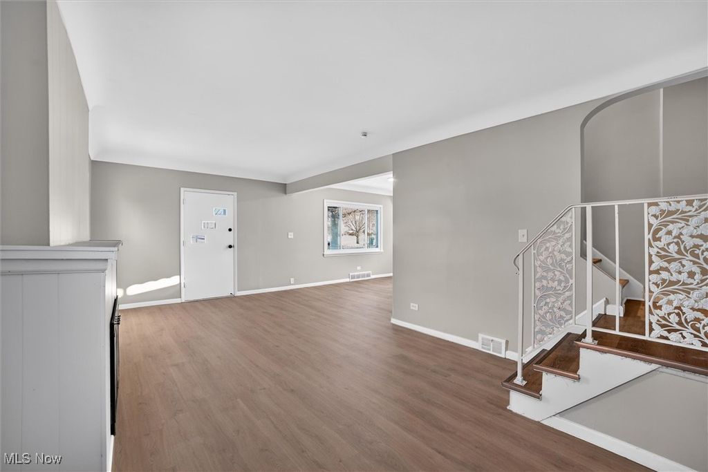 Photo of 8910 Mccracken Boulevard, Garfield Heights, OH 44125 (MLS # 5182917)