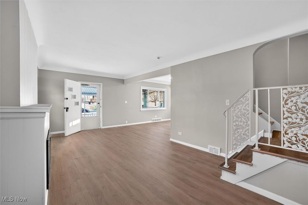 Photo of 8910 Mccracken Boulevard, Garfield Heights, OH 44125 (MLS # 5182917)