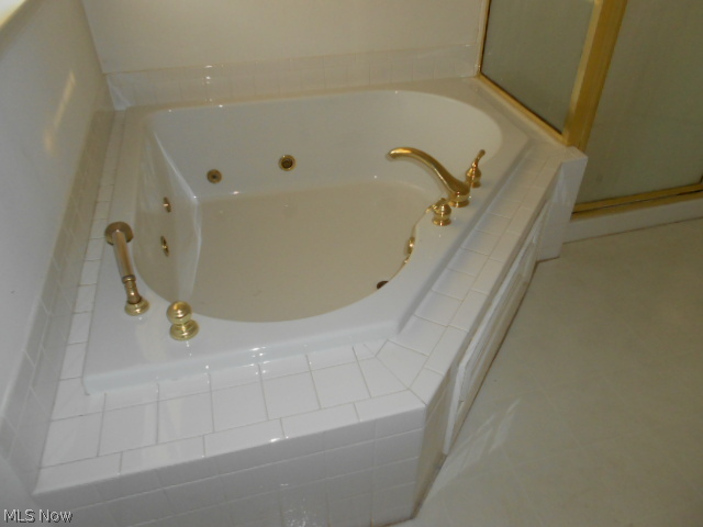 Macintosh Farms - Residential