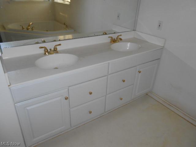 Macintosh Farms - Residential