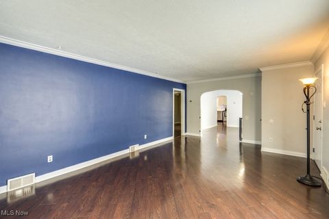 Tiny photo for 2682 Smith Road, Fairlawn, OH 44333 (MLS # 5179176)