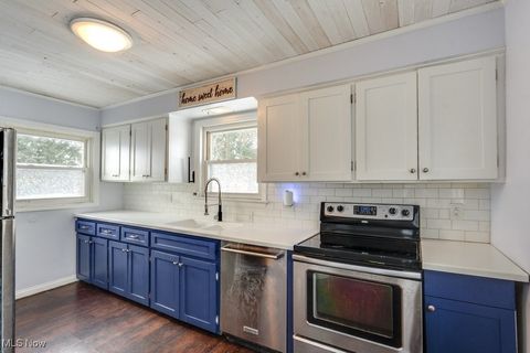 Tiny photo for 2682 Smith Road, Fairlawn, OH 44333 (MLS # 5179176)