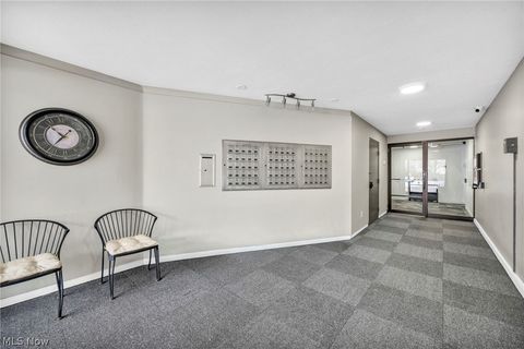 Tiny photo for 20333 Detroit Road #406, Rocky River, OH 44116 (MLS # 5190048)