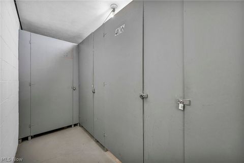 Tiny photo for 20333 Detroit Road #406, Rocky River, OH 44116 (MLS # 5190048)