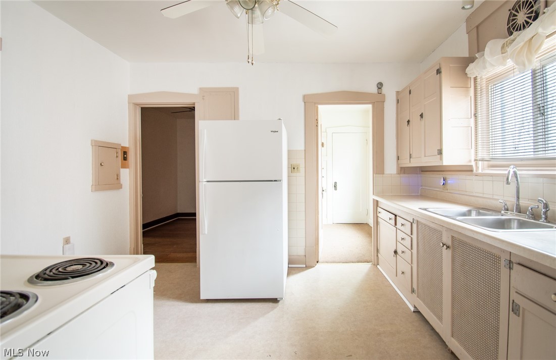 City/Youngstown - Residential Lease