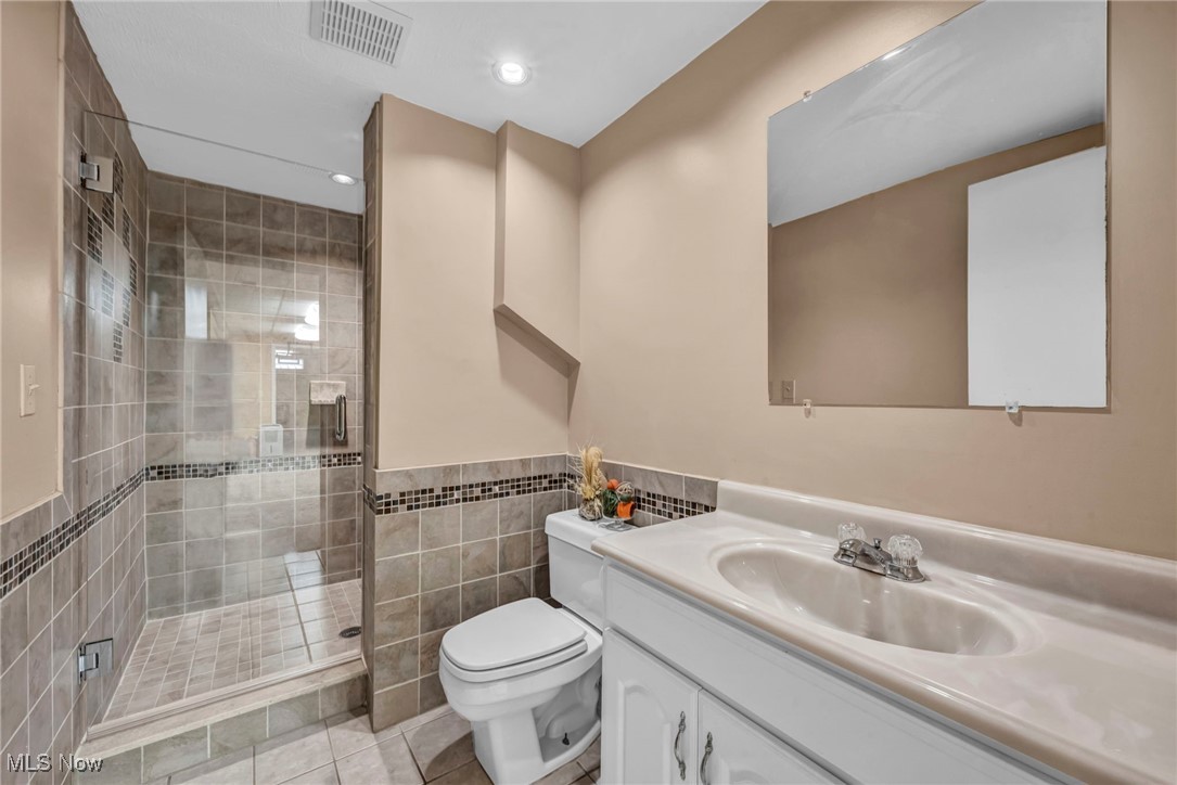 Highland Woods Northeast - Residential