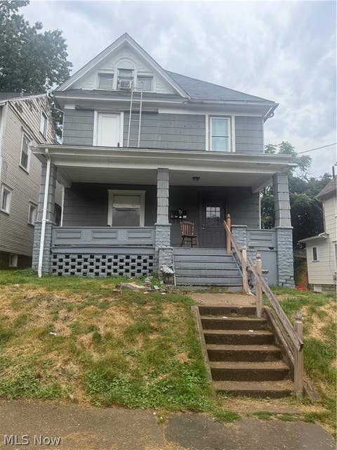 Multifamily For Sale - 1018 9th Street<br/> Canton, OH 44703