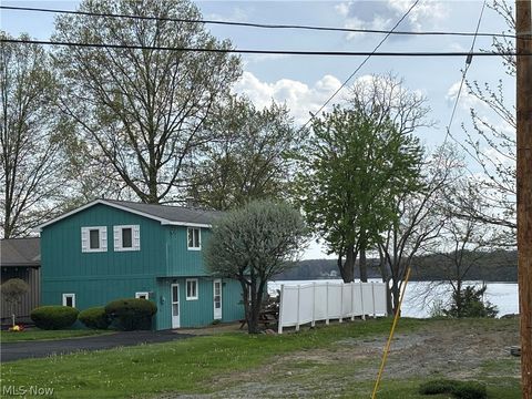 Homes For Sale - 41 Forest Avenue<br/> Lake Milton, OH 44429