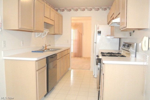 Twin Hills Condo - Residential